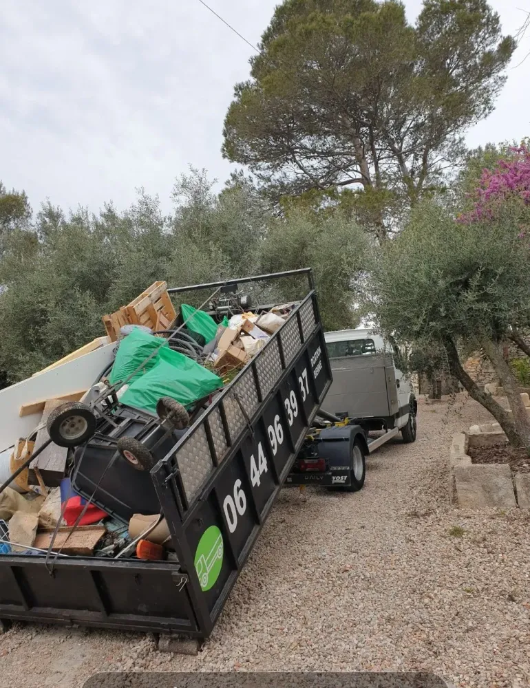 Débarras près de Sorgues